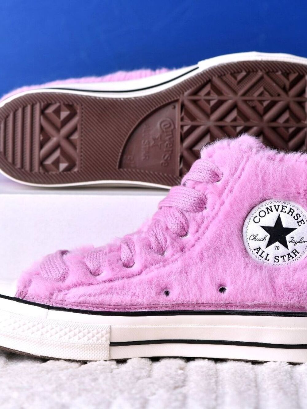 New! Size: 7.5 Women | Converse Chuck 70 Faux Fur | A13382C - Picture 5 of 9